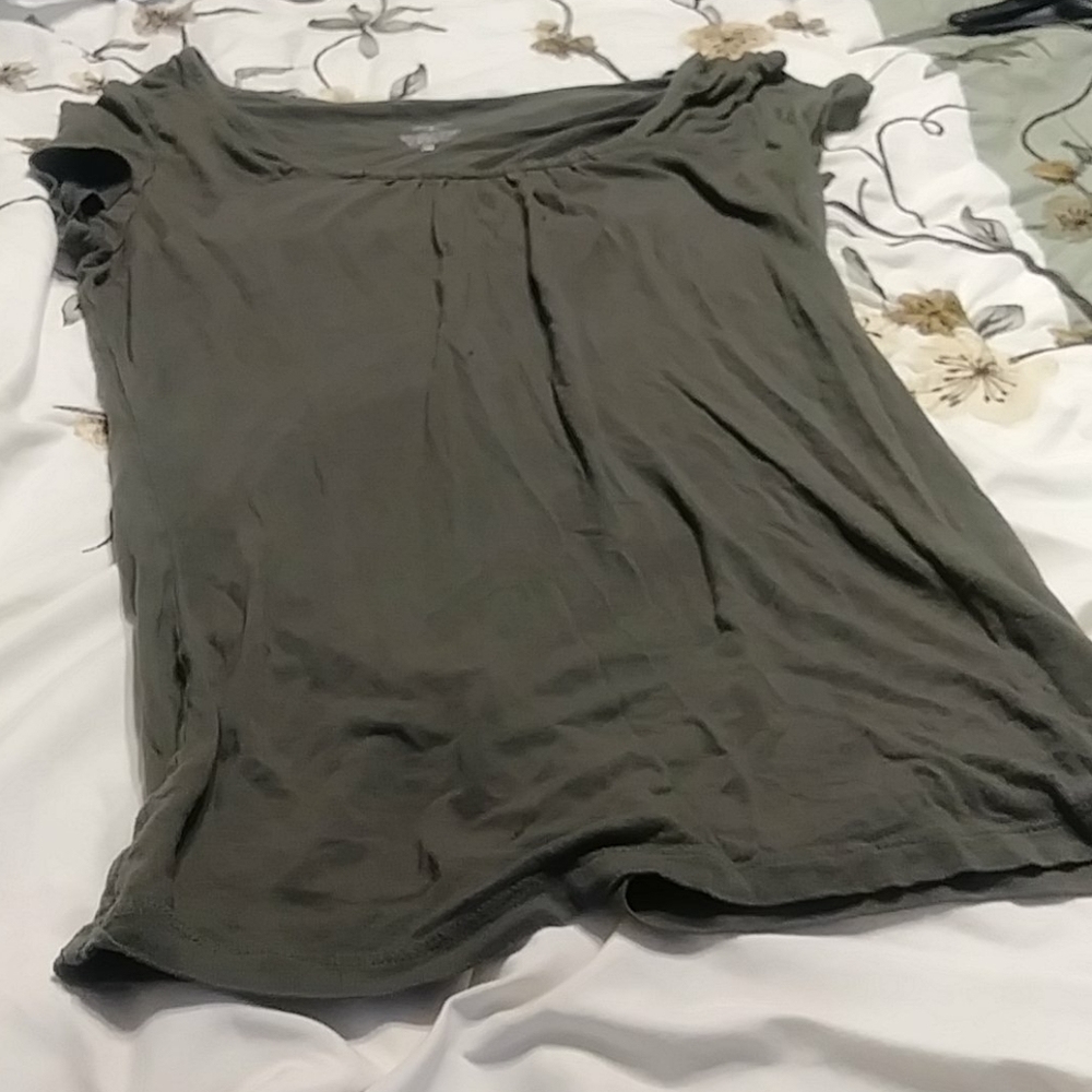 Short sleeve tee